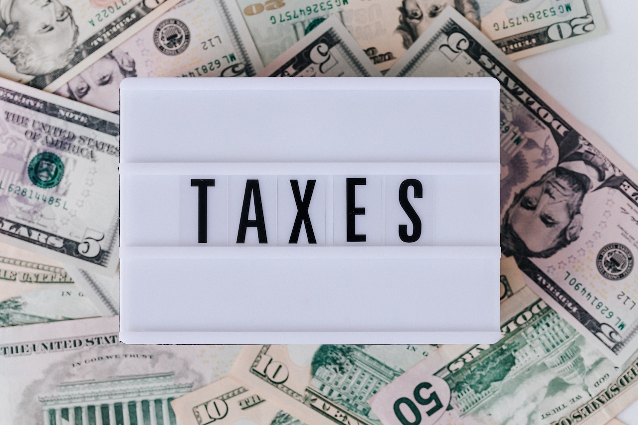 taxes 